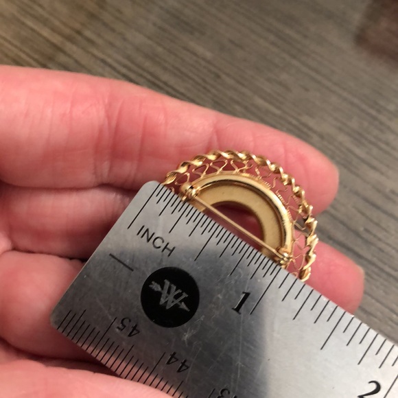 Vintage 12k Gold Filled, Real Pearl Filigree Circle Pin - Picture 7 of 11